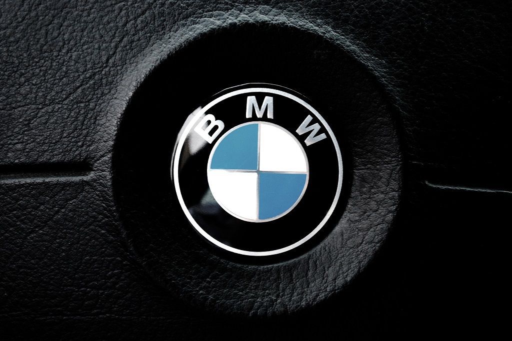Знаменитый двигатель M52 от BMW 2.jpg